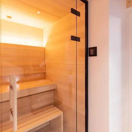 Апартаменты Xaver Apartement Baeren Elzach , Black Forest *