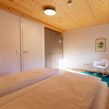 Апартаменты Xaver Apartement Baeren Elzach , Black Forest